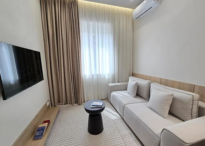 Stylish Base - Center Apartamento *