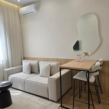 Stylish Base - Center *